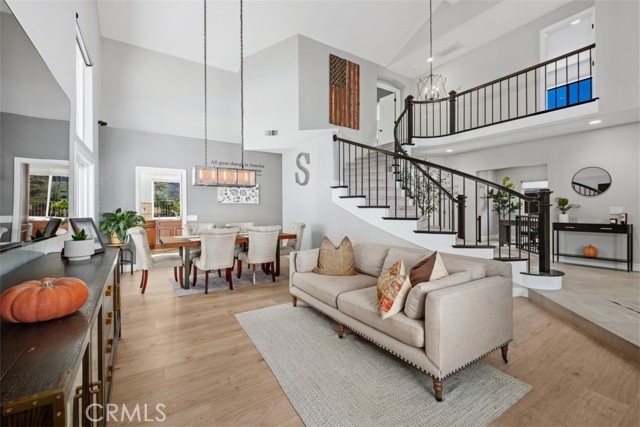 MLS #OC25243440 image #3