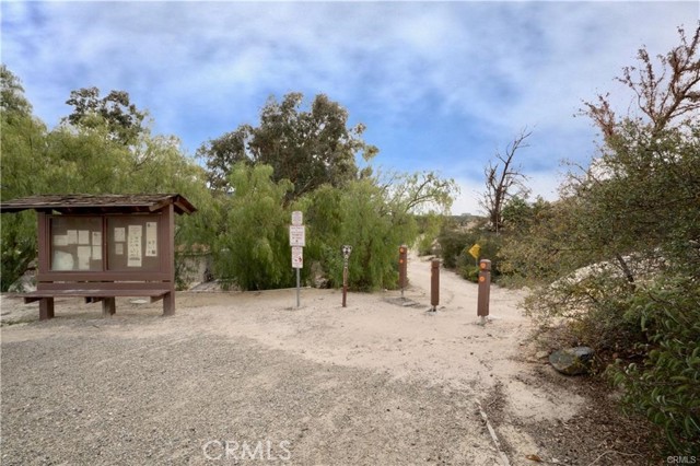 MLS #OC25243440 image #32