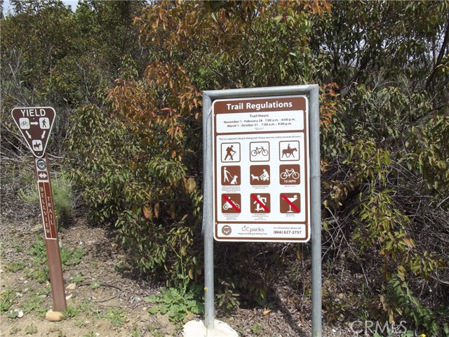 MLS #OC25243440 image #33