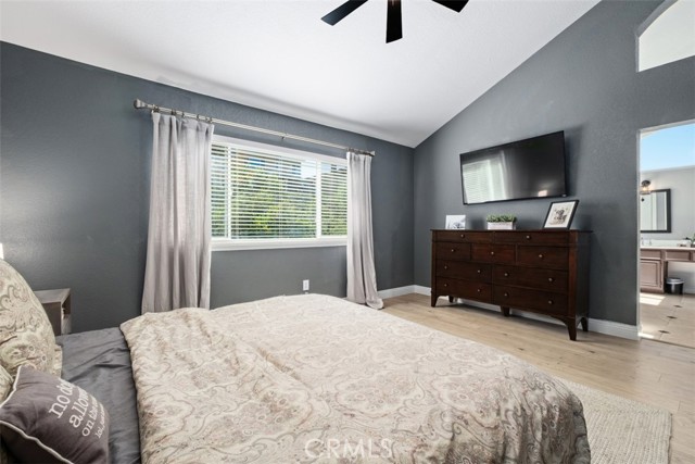 MLS #OC25243440 image #8