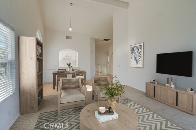 MLS #OC25243490 image #10