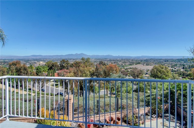 MLS #OC25243490 image #6