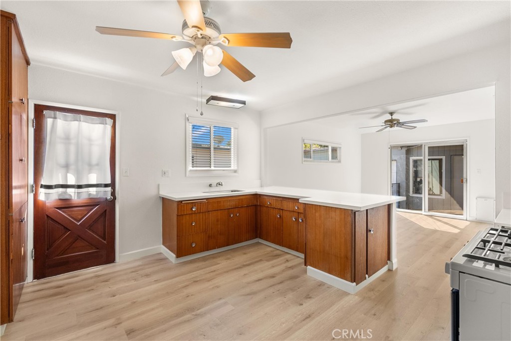 MLS #OC25243491 image #11