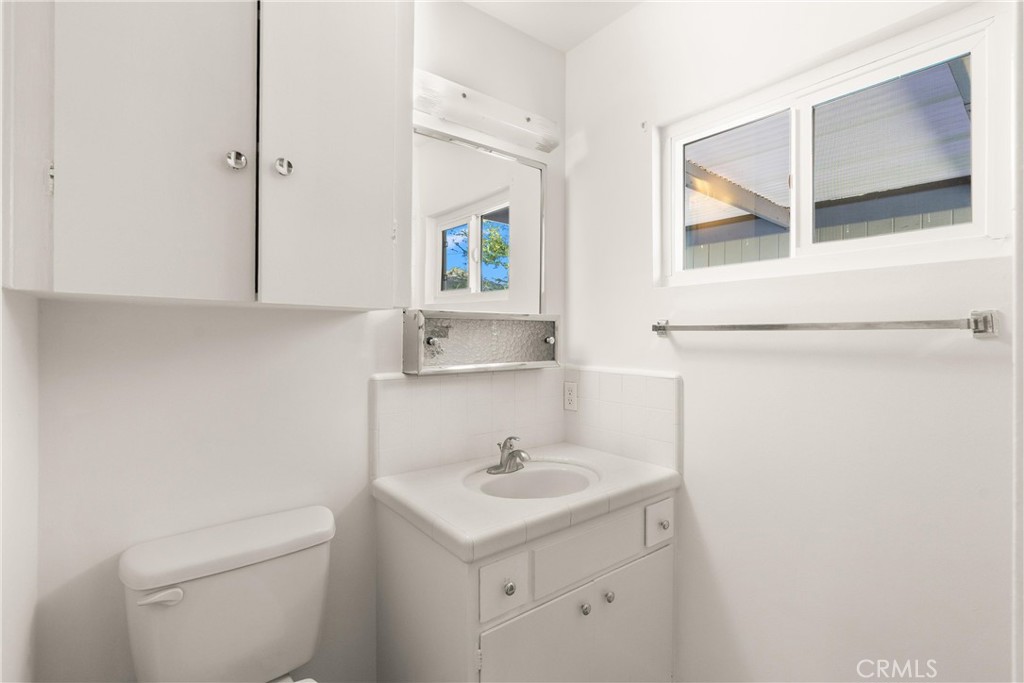 MLS #OC25243491 image #17