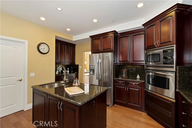 MLS #OC25243506 image #12