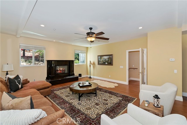 MLS #OC25243506 image #18