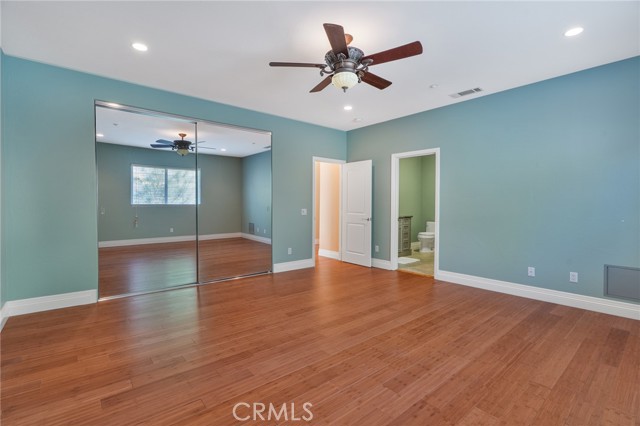 MLS #OC25243506 image #30