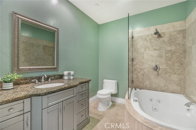 MLS #OC25243506 image #31