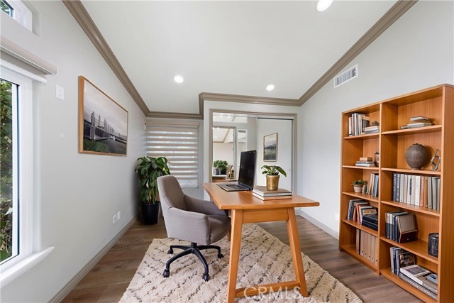 MLS #OC25243522 image #25