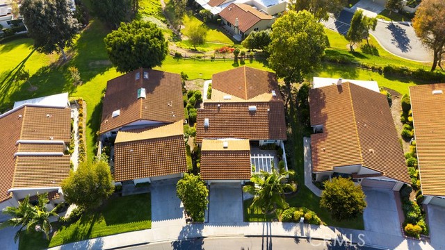 MLS #OC25243522 image #47