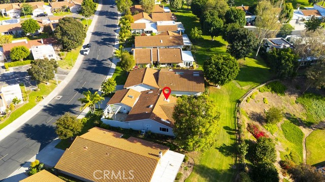 MLS #OC25243522 image #48