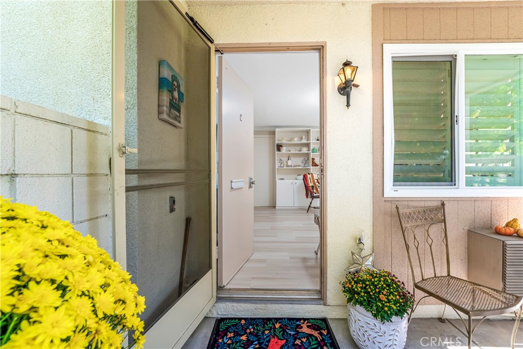 MLS #OC25243527 image #4