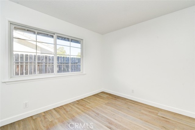 MLS #OC25243535 image #36