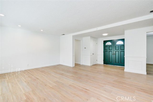 MLS #OC25243535 image #7