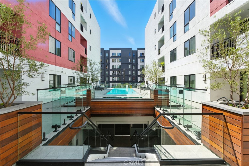 MLS #OC25243611 image #14