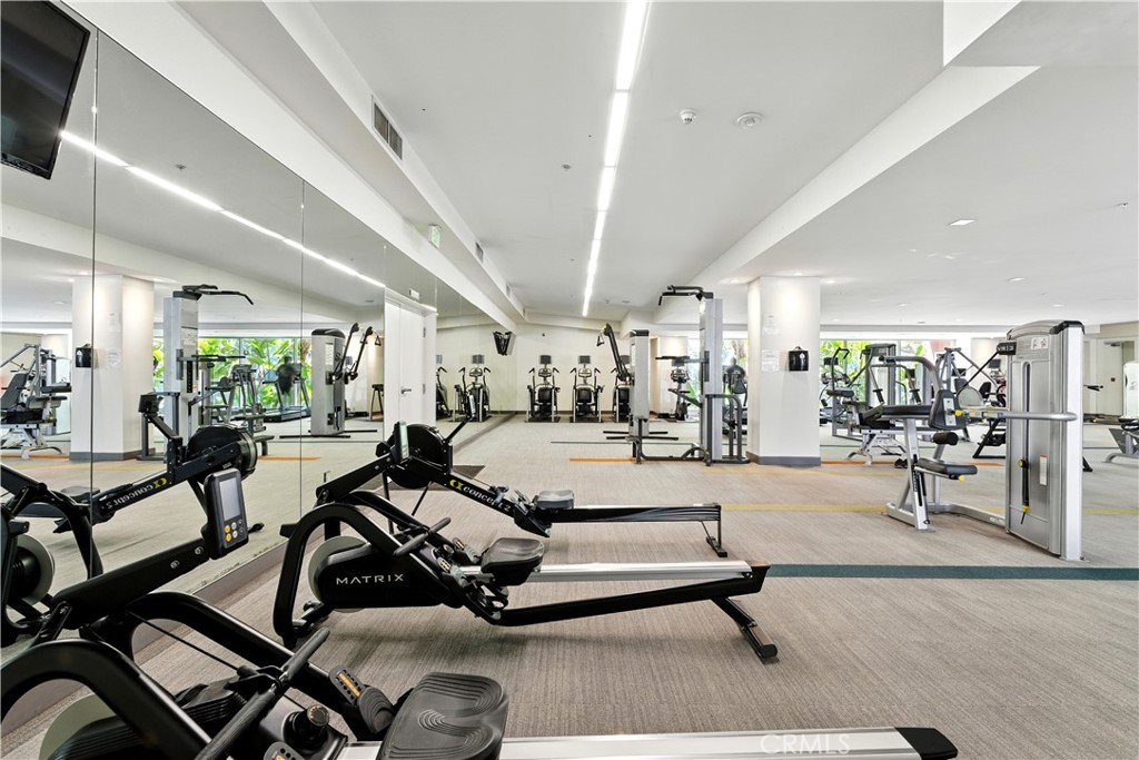 MLS #OC25243611 image #16