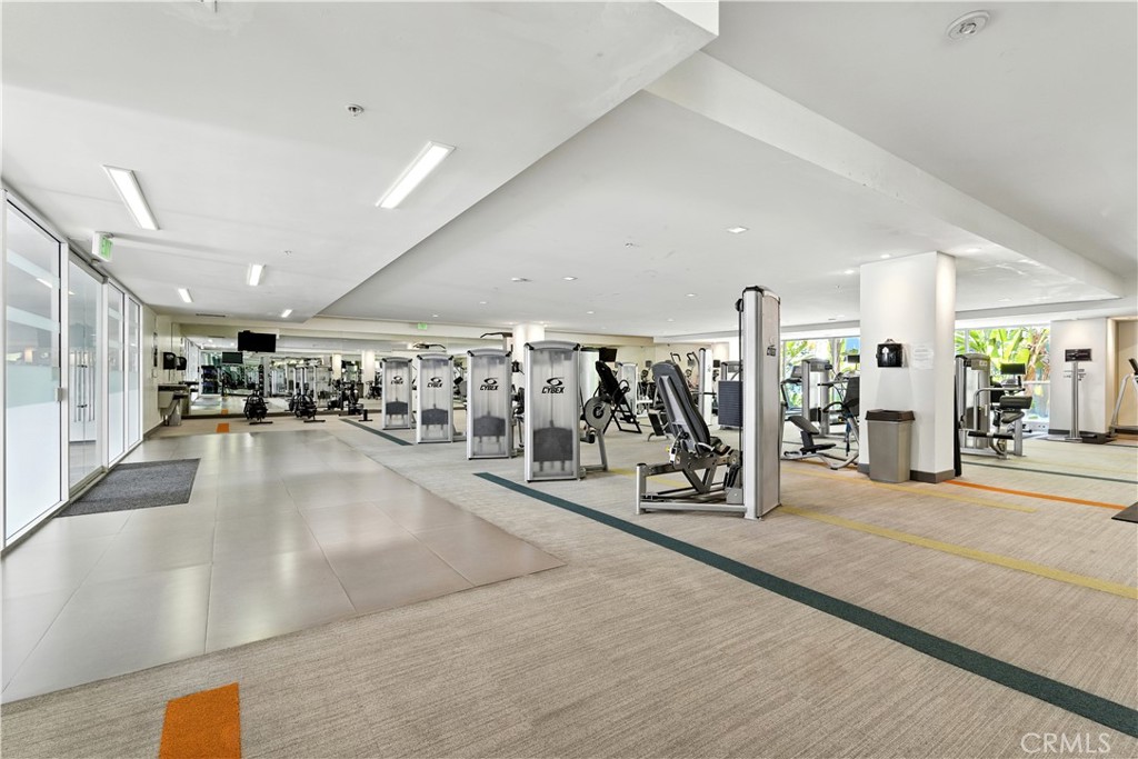 MLS #OC25243611 image #19