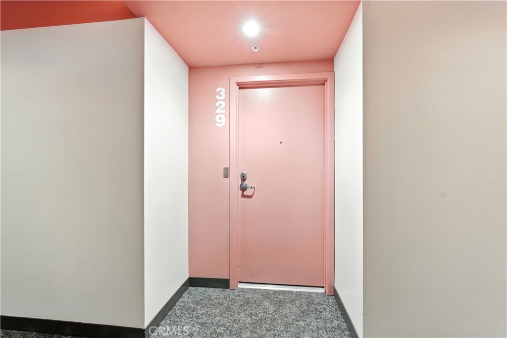 MLS #OC25243611 image #23