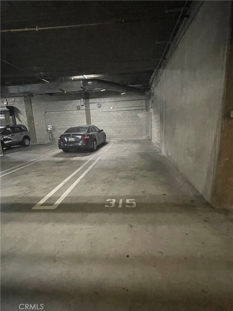 MLS #OC25243611 image #40