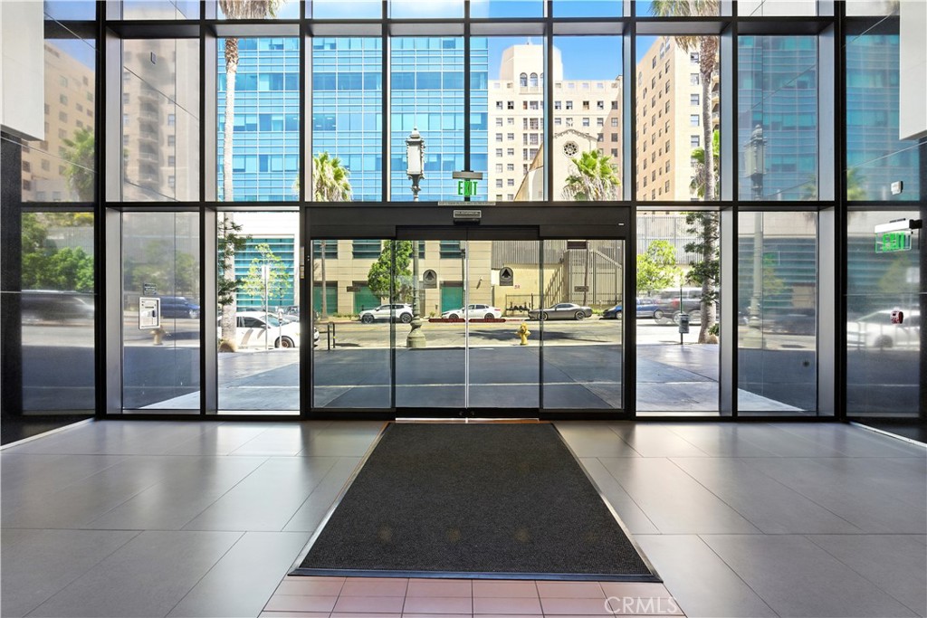 MLS #OC25243611 image #5