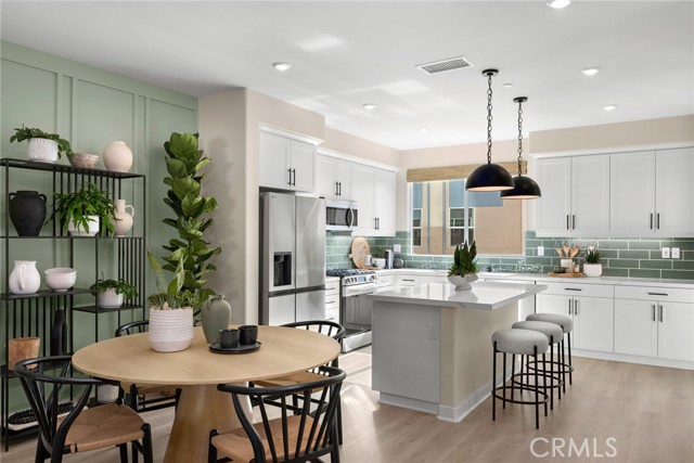 MLS #OC25243640 image #20