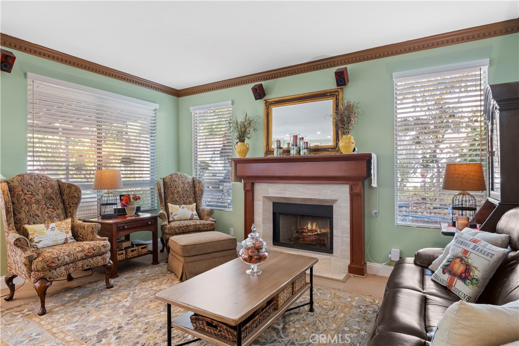 MLS #OC25243664 image #14