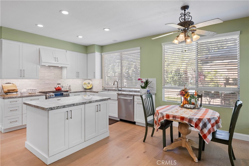 MLS #OC25243664 image #16