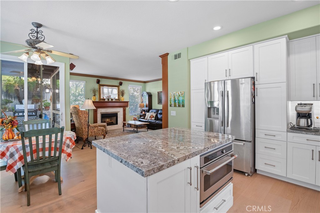 MLS #OC25243664 image #19