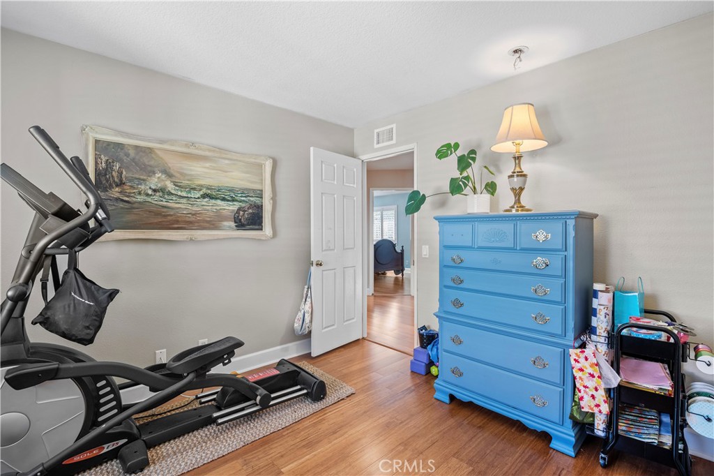 MLS #OC25243664 image #34