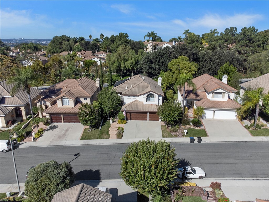 MLS #OC25243664 image #43