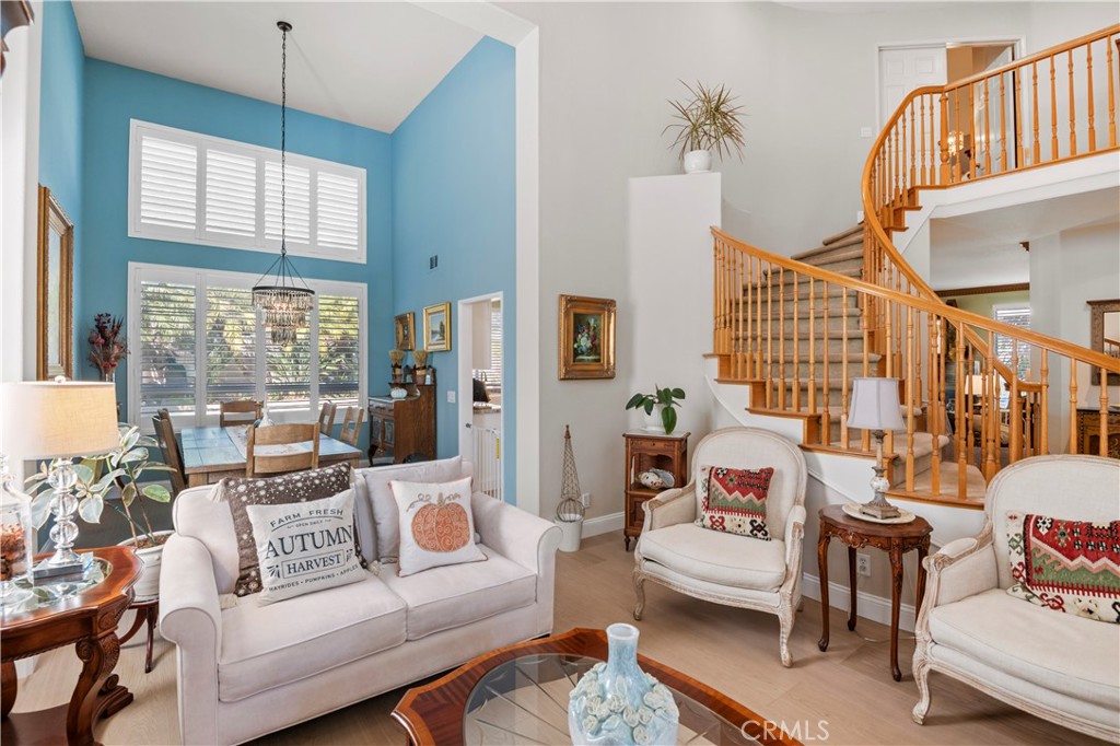 MLS #OC25243664 image #6