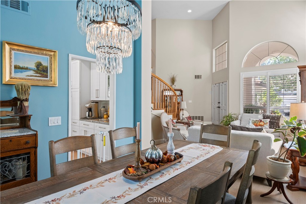 MLS #OC25243664 image #9