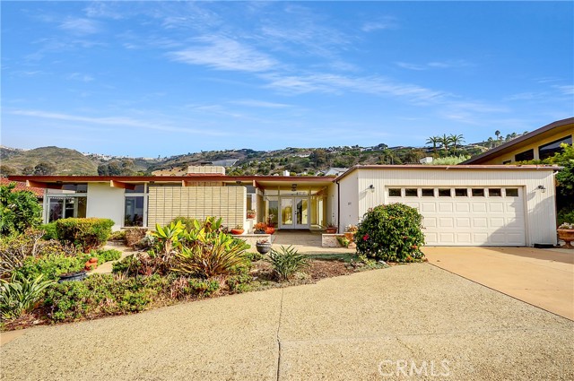 MLS #OC25243665 img 0