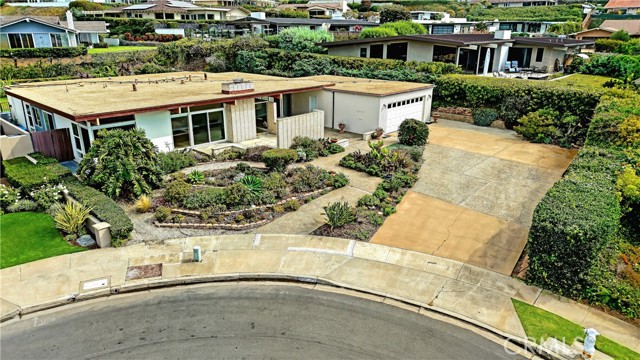 MLS #OC25243665 img 1