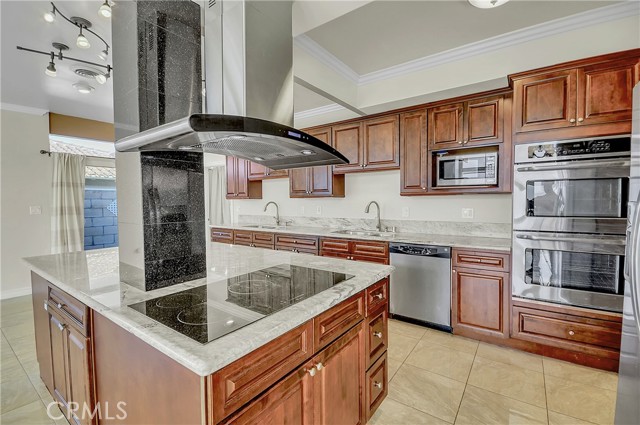 MLS #OC25243665 img 15