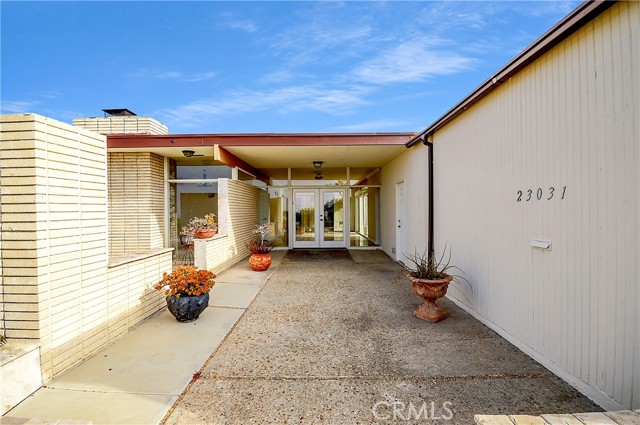 MLS #OC25243665 img 3