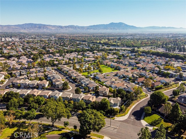 MLS #OC25243704 image #38