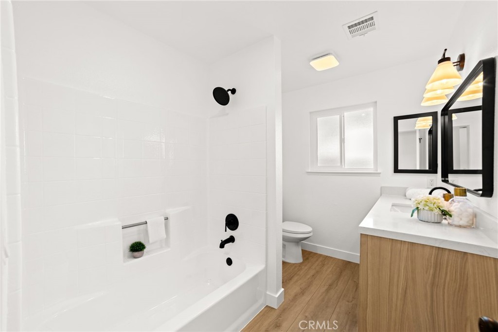 MLS #OC25243734 image #20