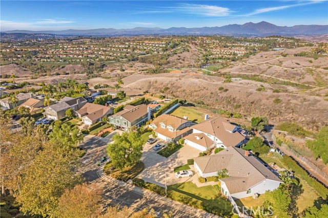 MLS #OC25243879 img 39