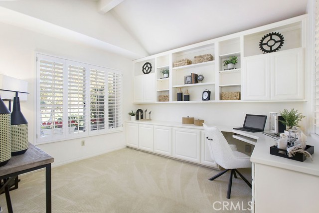 MLS #OC25243887 image #10