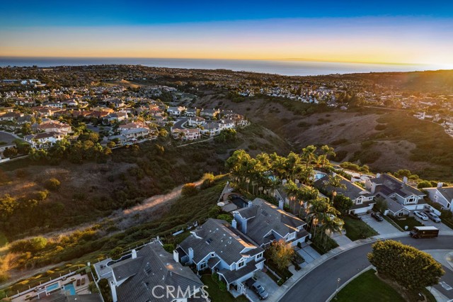 MLS #OC25243887 image #40