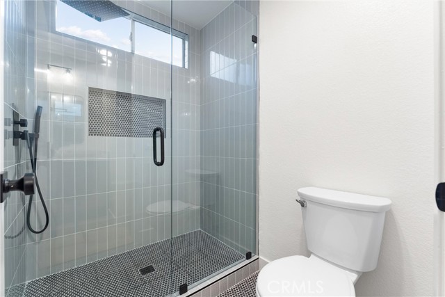 MLS #OC25243931 image #12