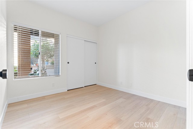 MLS #OC25243931 image #13