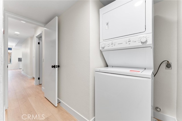 MLS #OC25243931 image #20