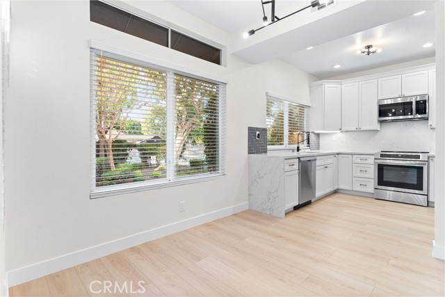 MLS #OC25243931 image #3