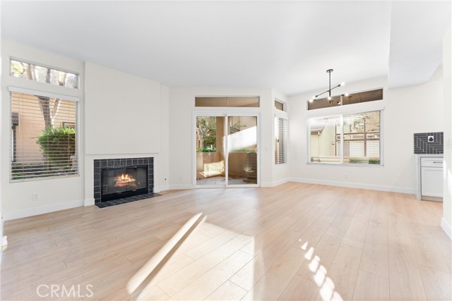 MLS #OC25243931 image #8