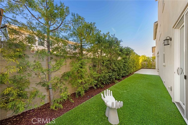 MLS #OC25243960 image #5