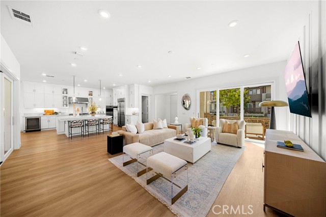 MLS #OC25243960 image #8