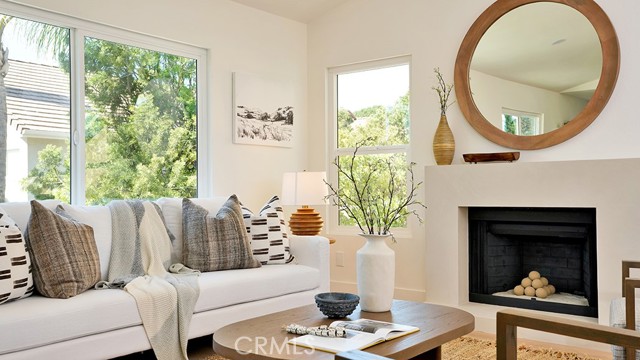 MLS #OC25243973 image #0