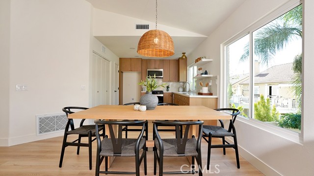 MLS #OC25243973 image #25